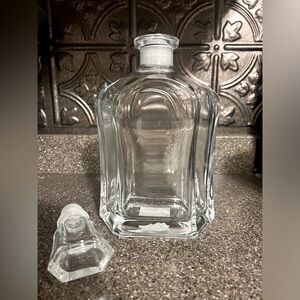 Paksh Novelty Capitol Glass Decanter